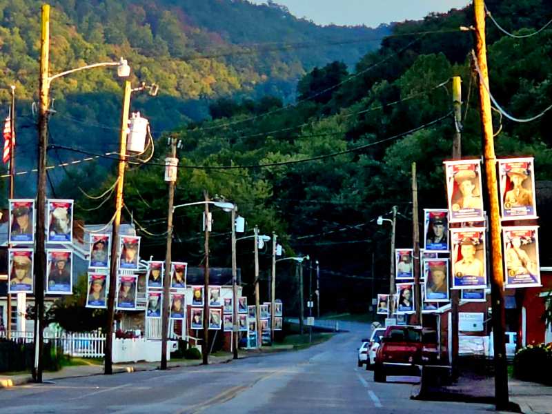 Military Heroes, Banner Project Small Town Vanceburg, KY