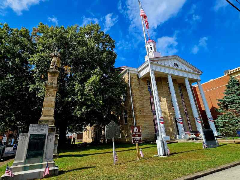 Only Union Monument South of The Mason-Dixon Line Erected By Public Subscription